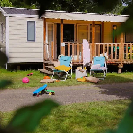 Kamp alanı Paradis Le Rocher De La Granelle *