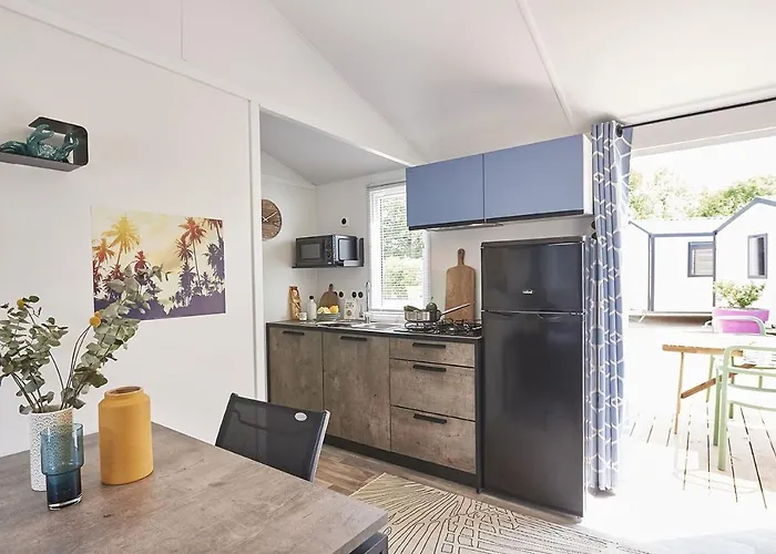 キャンプ場 Paradis Le Rocher De La Granelle