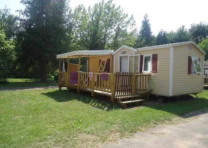 Paradis Le Rocher De La Granelle キャンプ場 ル・ビュグ