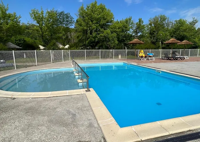 Paradis Le Rocher De La Granelle * ル・ビュグ