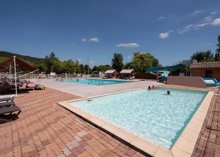 キャンプ場 Paradis Le Rocher De La Granelle ル・ビュグ