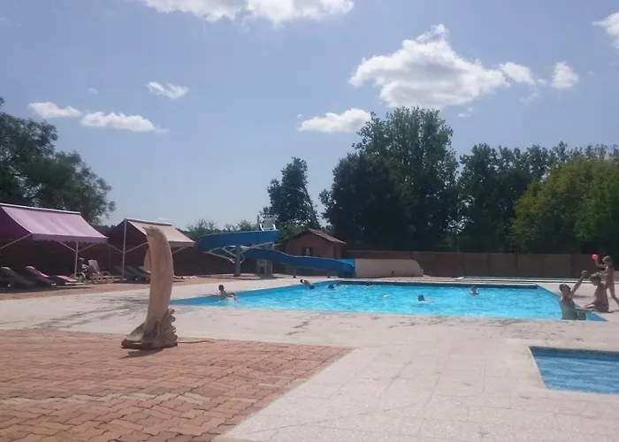 キャンプ場 Paradis Le Rocher De La Granelle *