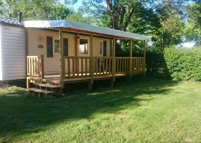 Paradis Le Rocher De La Granelle ル・ビュグ